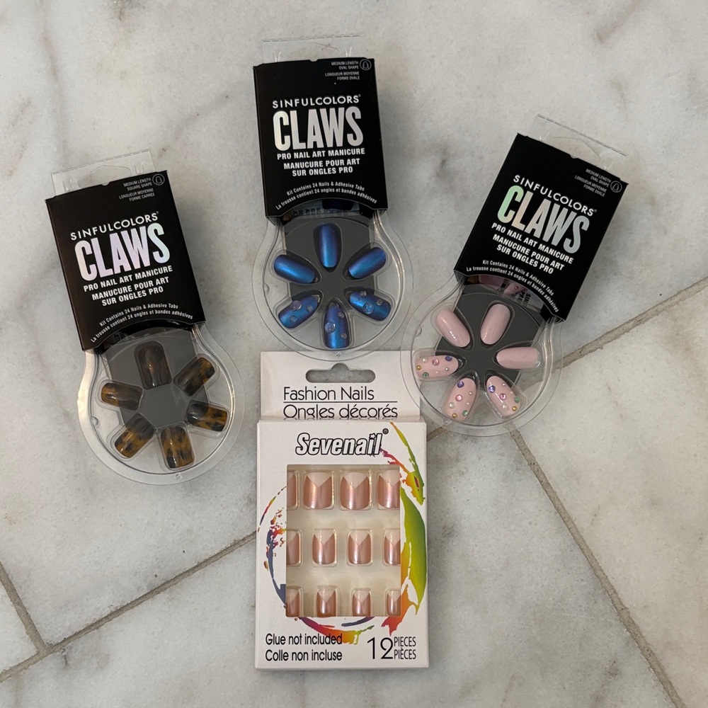Claws Nail Set - Black, Blue, Pink - Picture 1 of 6